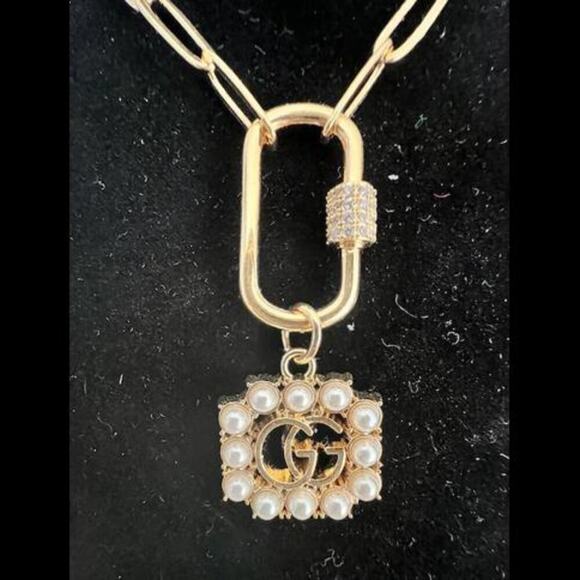 Gucci GG Gold & Pearl Pendant with Paper Clip Style Chain Necklace (GGXX033) - Picture 3 of 7